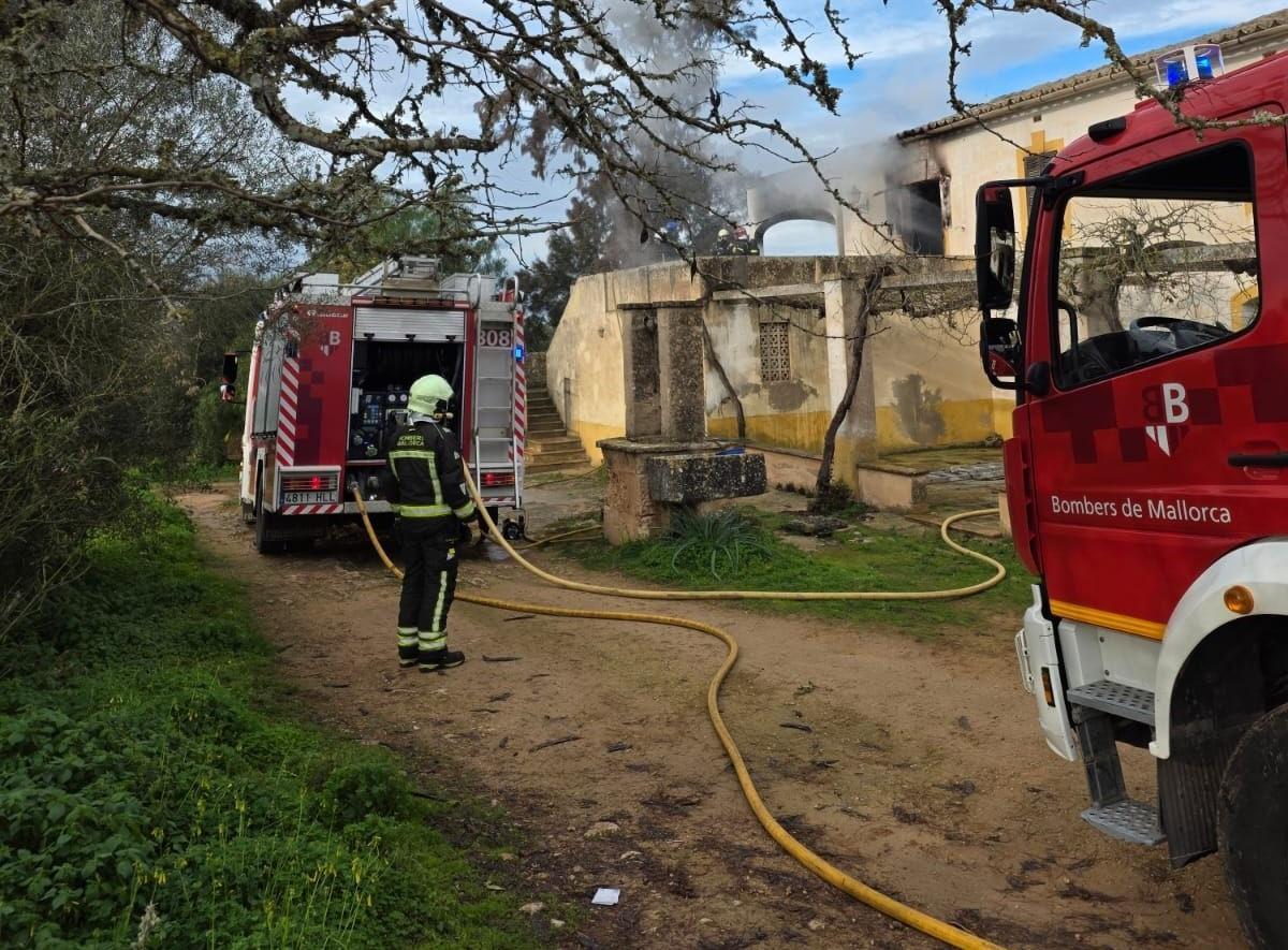 Zweistündiger Großeinsatz der Feuerwehr von Mallorca.