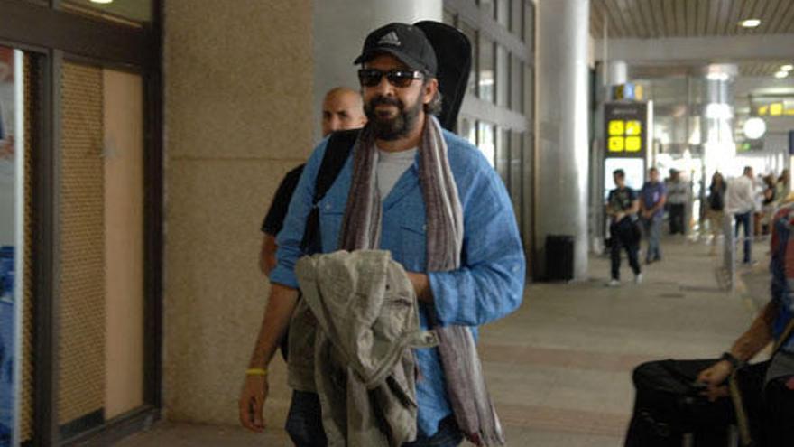 Juan Luis Guerra a su llegada al Aeropuerto de Gran Canaria | adolfo marrero