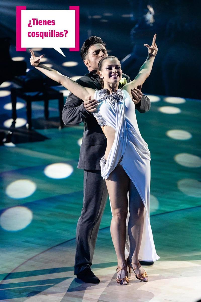 David Bustamante y Yana Olina no le temen a las cosquillas