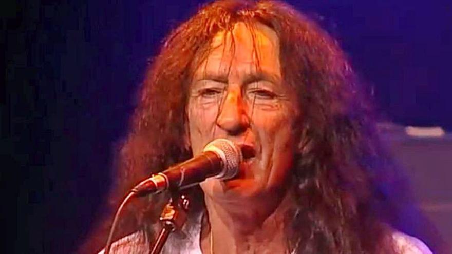 El músico británico Ken Hensley.