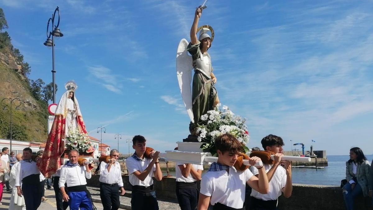 Ayer y hoy de las fiestas de San Miguel y Nuestra Señora del Rosario en Tazones, Villaviciosa