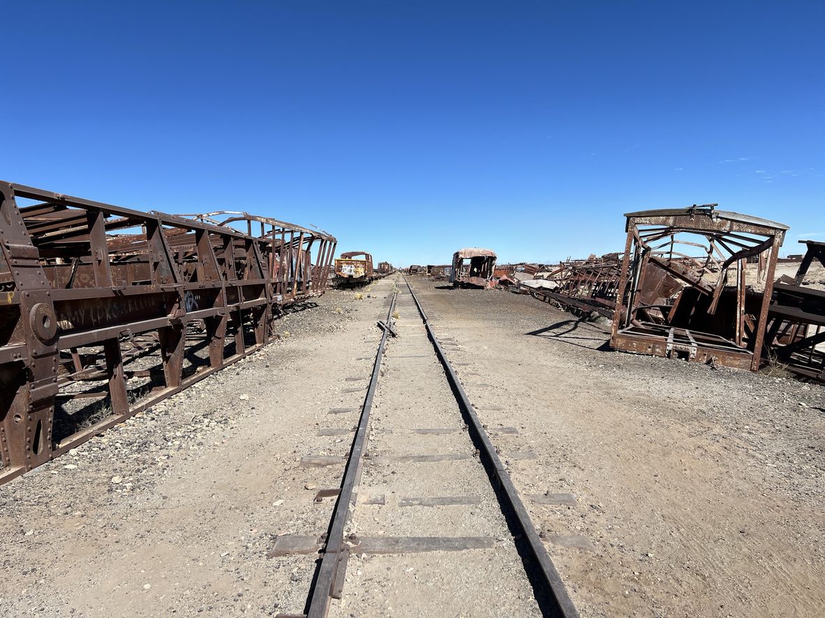 El paseo entre trenes