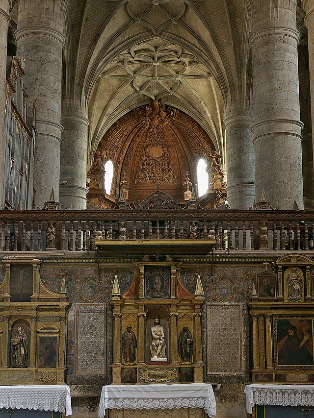 La nave central es una de las partes más especiales de la iglesias.