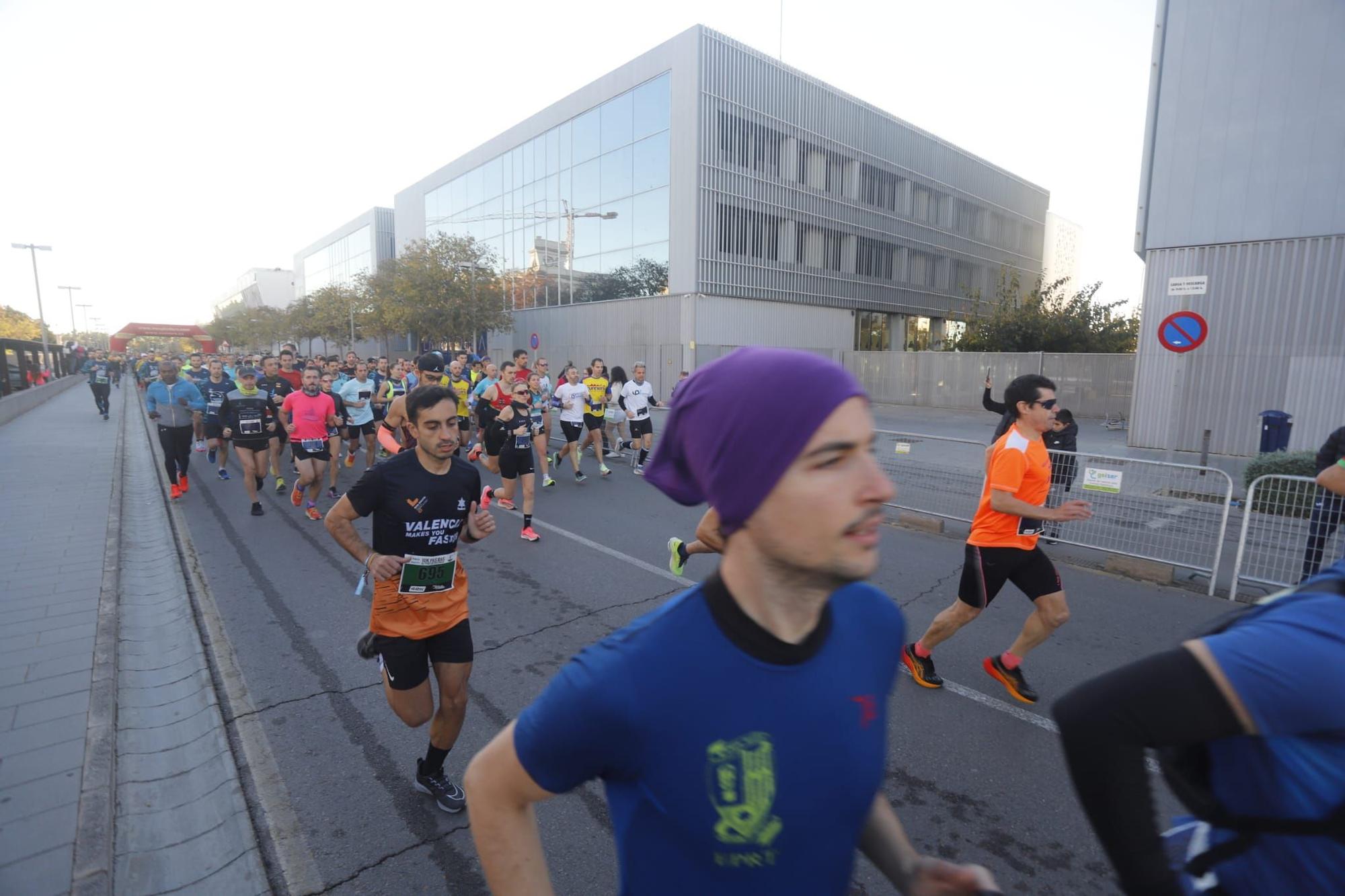 Búscate en la carrera 'Pas ras al port' de València