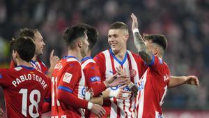 Resumen, goles y highlights del Girona 4 - 3 Atlético de Madrid de la jornada 19 de LaLiga EA Sports