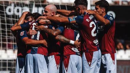 Resumen, goles y highlights del Cartagena 0 - 1 Levante de la jornada 4 de LaLiga Hypermotion