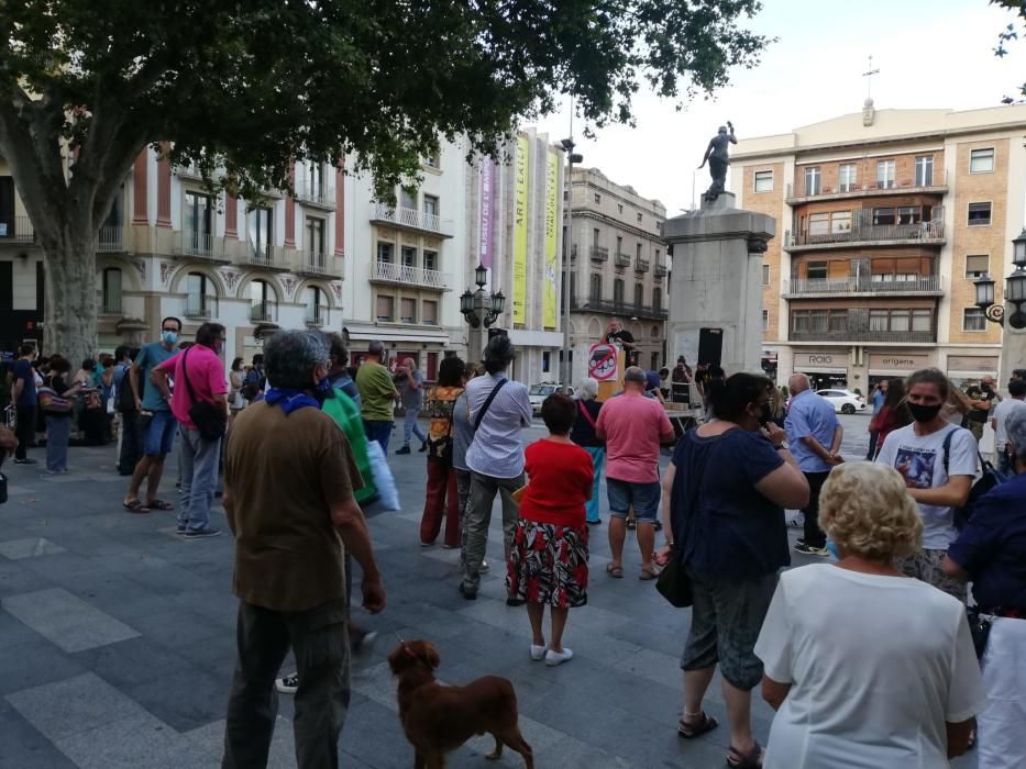 Acte contra la monarquia a la Rambla de Figueres