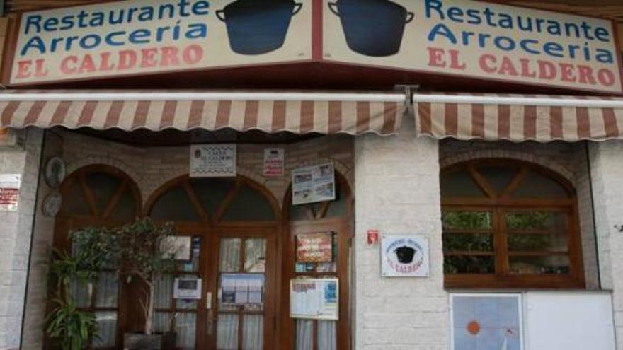 Exterior del restaurante El Caldero que está ubicado en la calle Virgen del Socorro en Alicante.