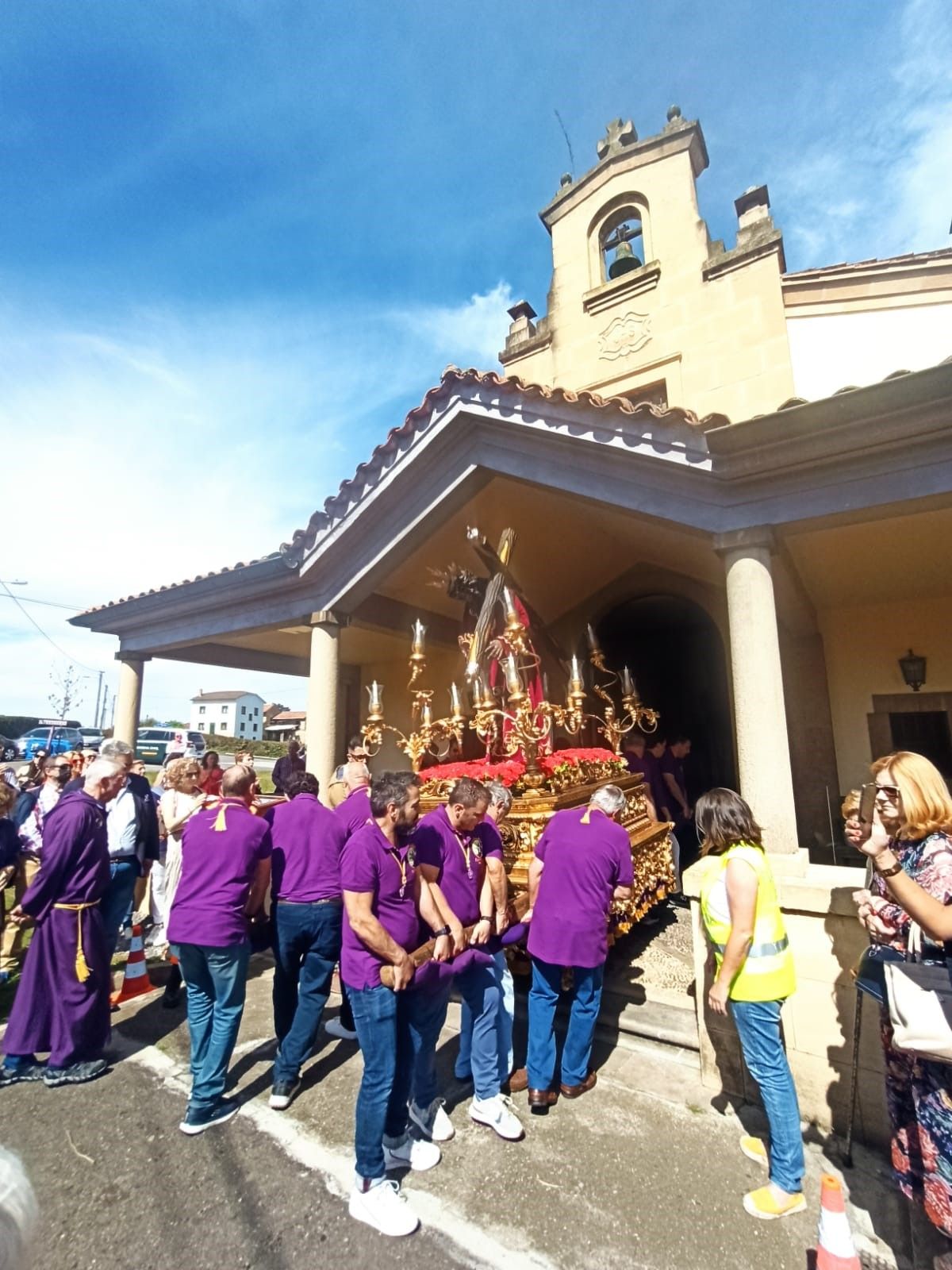 Todas las imágenes del Ecce Homo: así fue la multitudinaria y emocionante procesión en Noreña