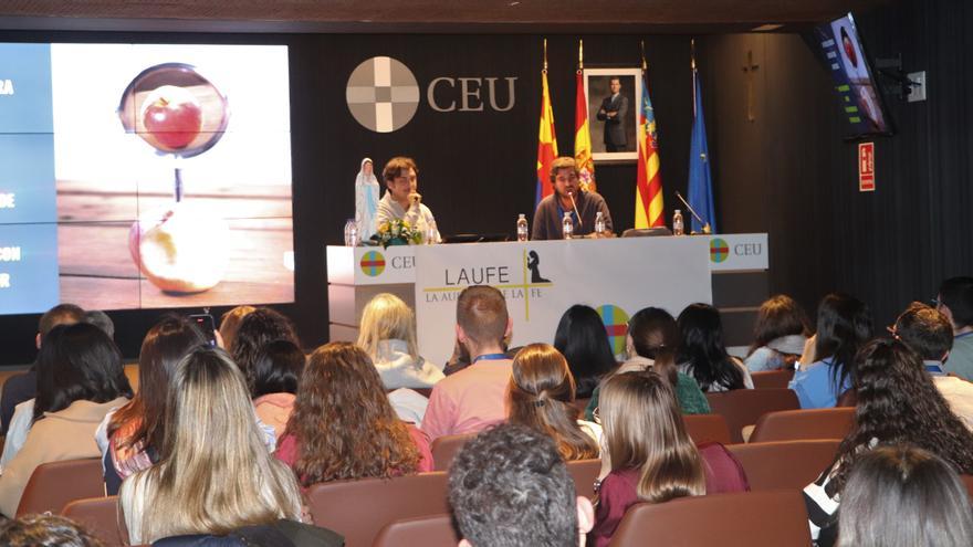 El rector de la UCH CEU clausura el I Congreso de Jóvenes Cristianos en Elche