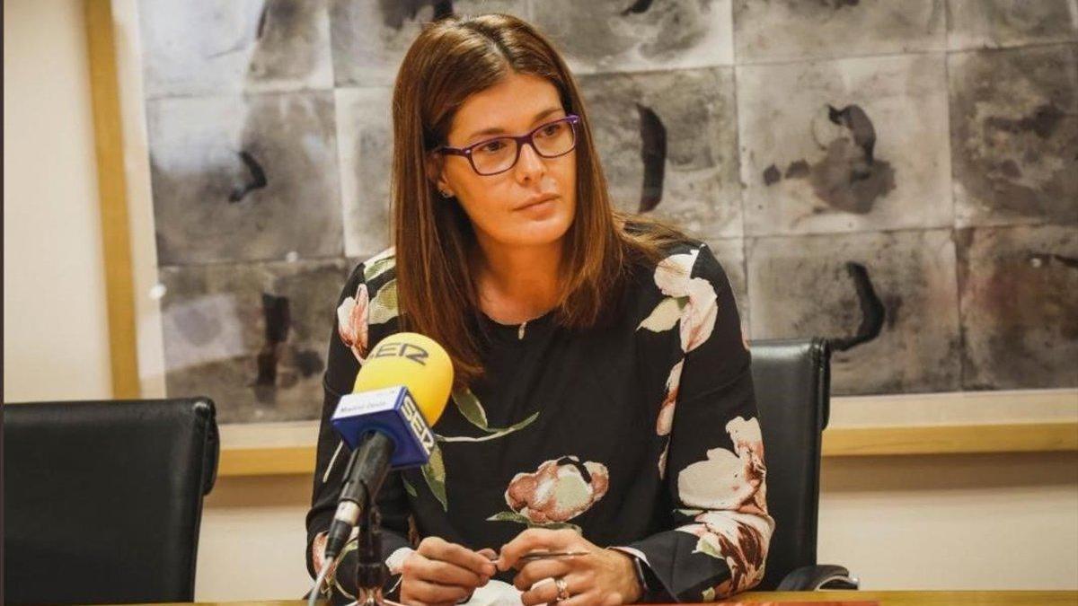 El PSOE sanciona a la alcaldesa de Móstoles con nueve meses, pero ya los ha cumplido