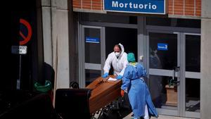 Espanya arriba a 724 morts en un dia, la xifra més alta de la tercera onada