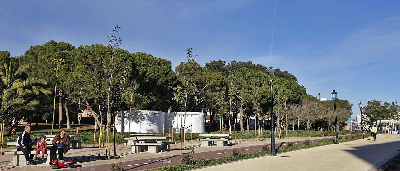 El parque lineal, una de las dotaciones verdes de nueva incorporación en València. | M.A.M.