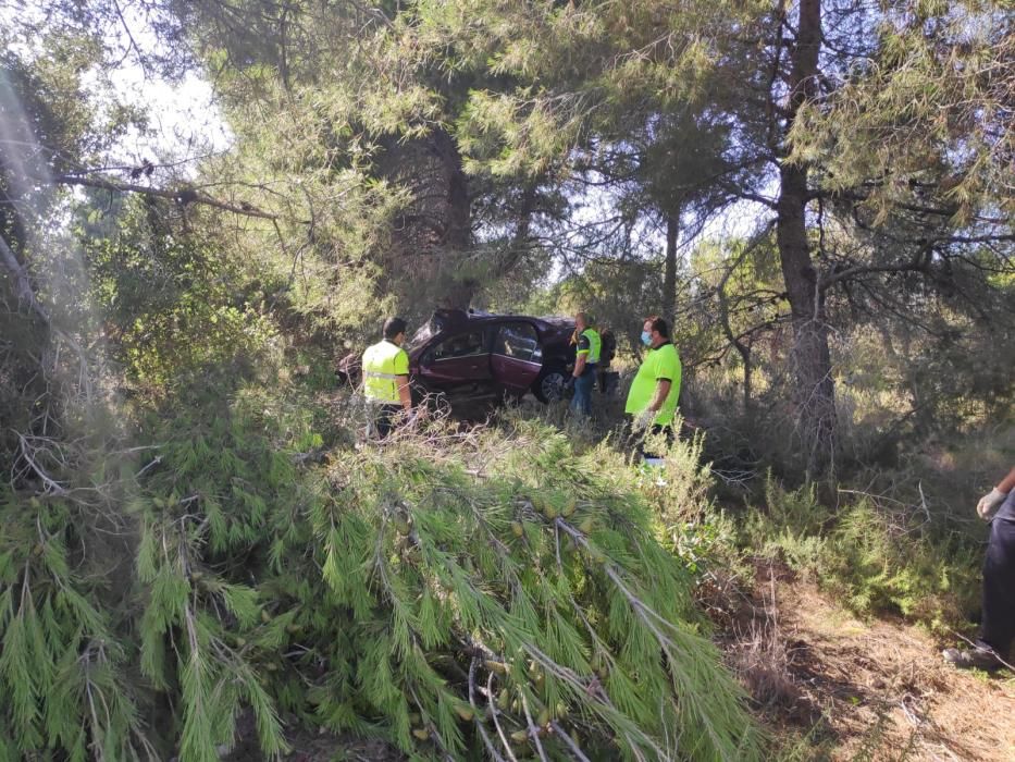 Accidente de tráfico con una herida grave en la carretera comarcal que une  Pilar de la Horadada a Orihuela.