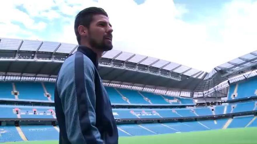 Así fue el primer día de Nolito en Manchester