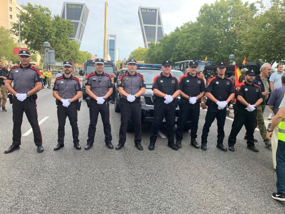 Policía Canaria desfila de la Fiesta Nacional