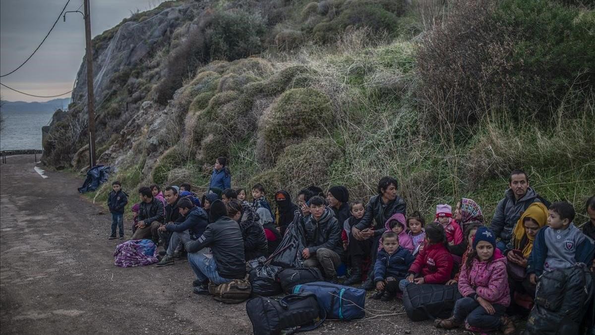 Inmigrantes recién llegados a la isla de Lesbos.