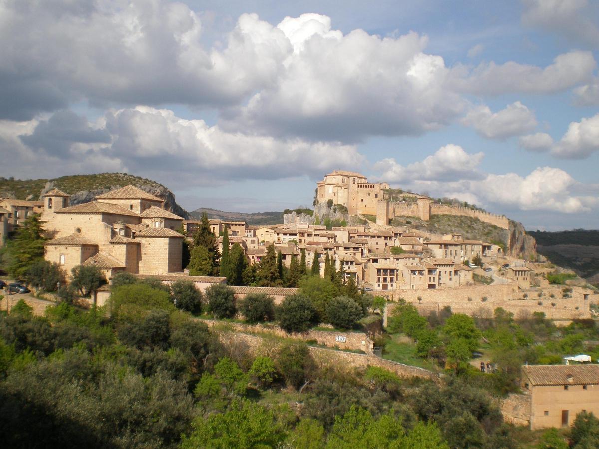 Una imagen panorámica de la localidad de Alquézar