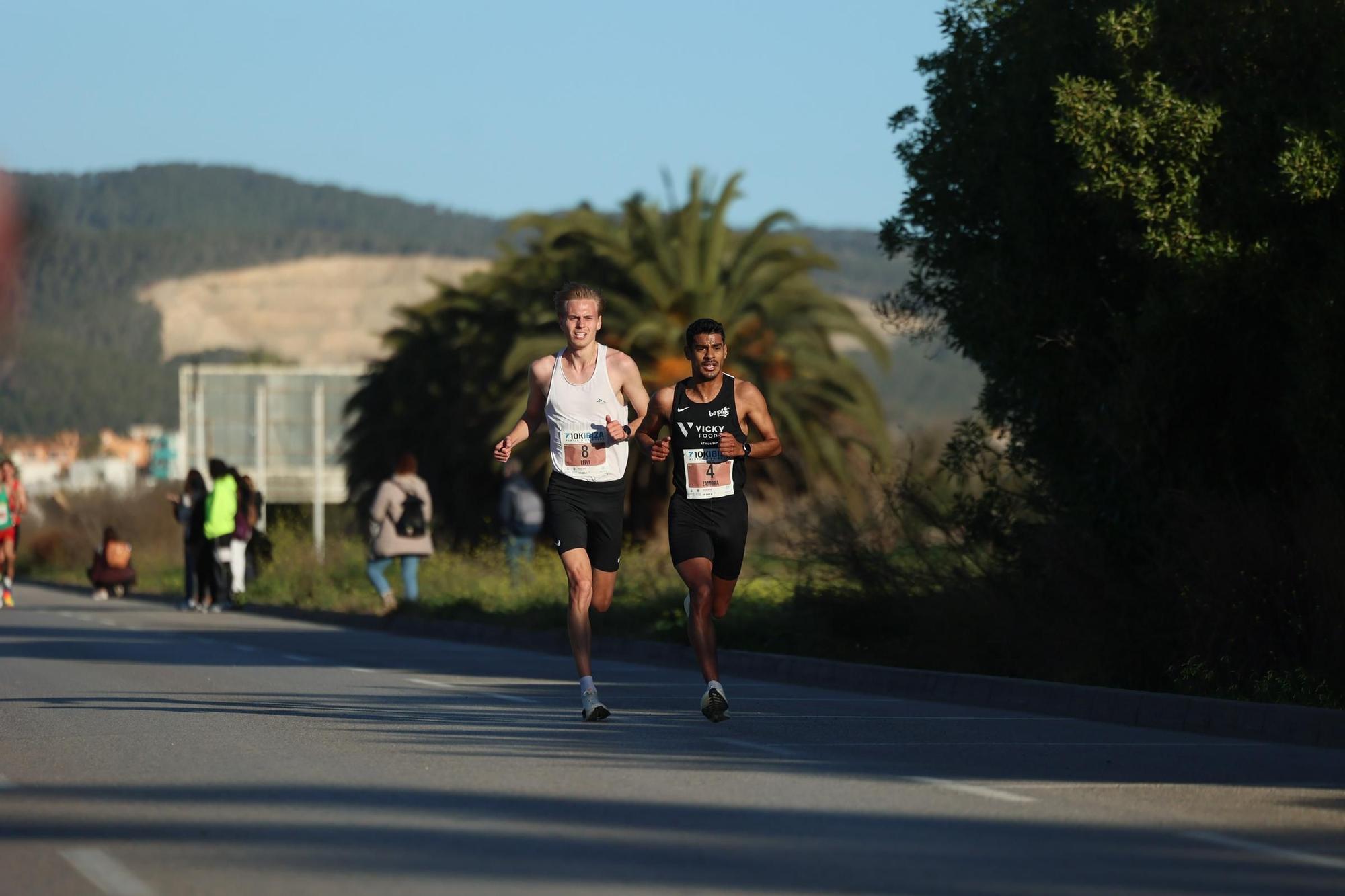 ¡Búscate en nuestra galería de fotos de la carrera 10K de Platja d'en Bossa!