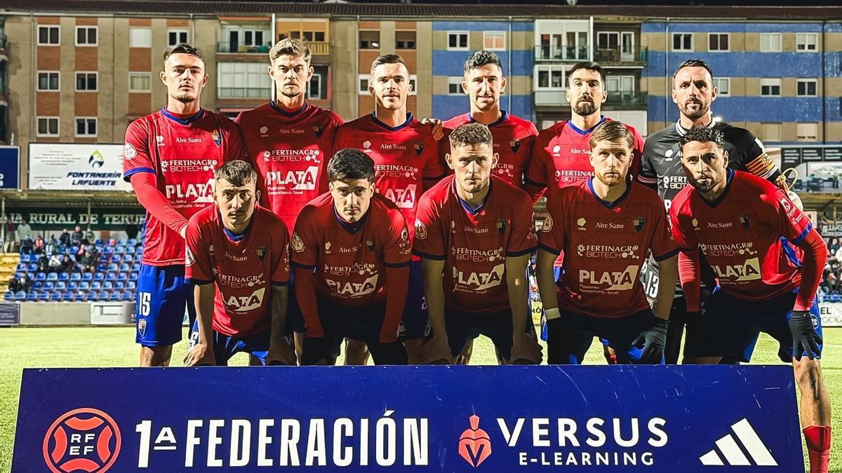 El once de inicio del Teruel ante el Juventud de Torremolinos.