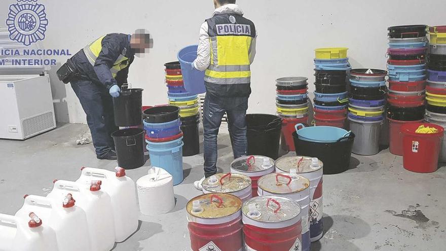 La organización tenía un laboratorio para manipular la droga en Irún (Guipúzcoa).