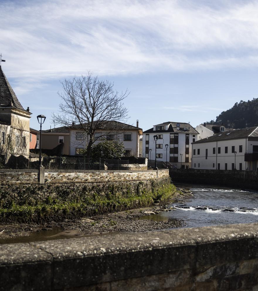 Asturianos en Vegadeo, un recorrido por el municipio