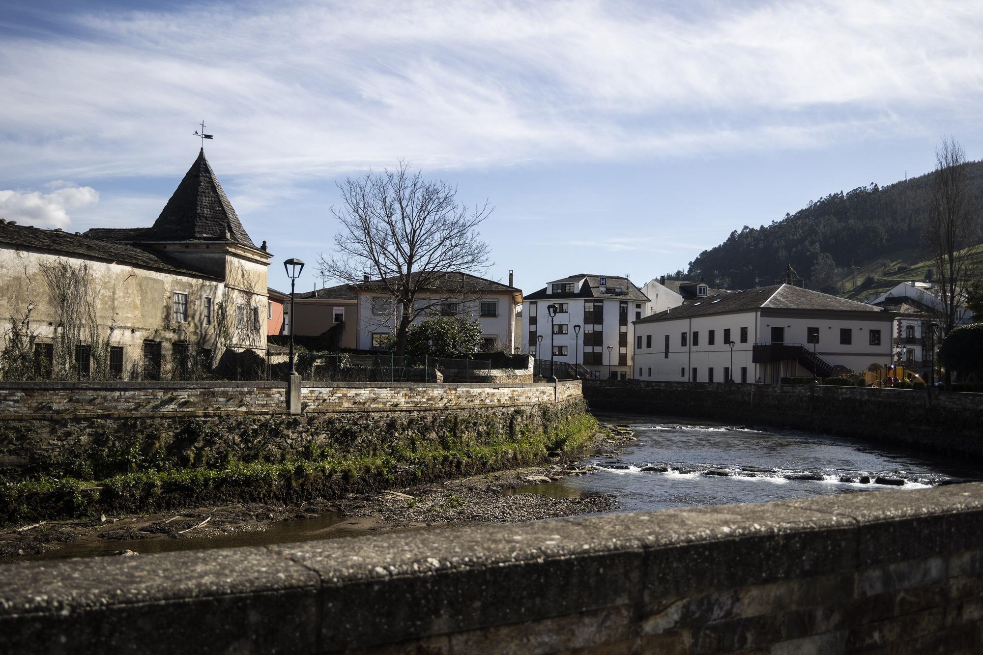 Asturianos en Vegadeo, un recorrido por el municipio
