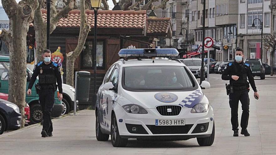 Policía Local y Guardia Civil intervienen en dos casos de violencia de género en Cangas