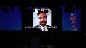 Mamdani, Bernie Sanders i Hillary Clinton demanen a Barcelona unitat de les esquerres per plantar cara a Trump