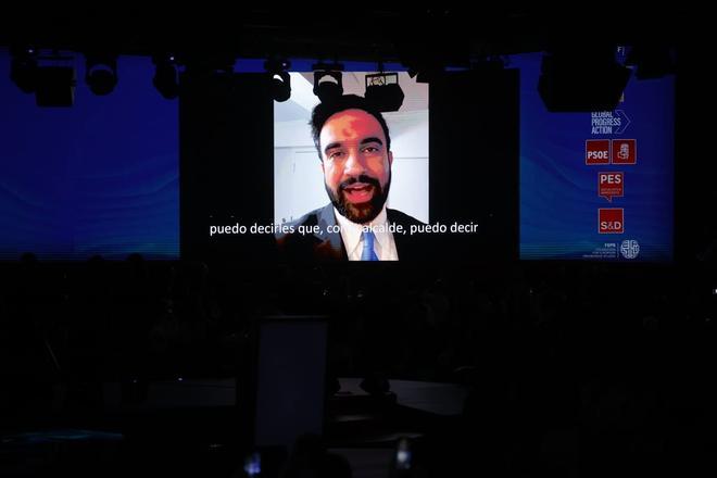 Mamdani, Bernie Sanders i Hillary Clinton demanen a Barcelona unitat de les esquerres per plantar cara a Trump