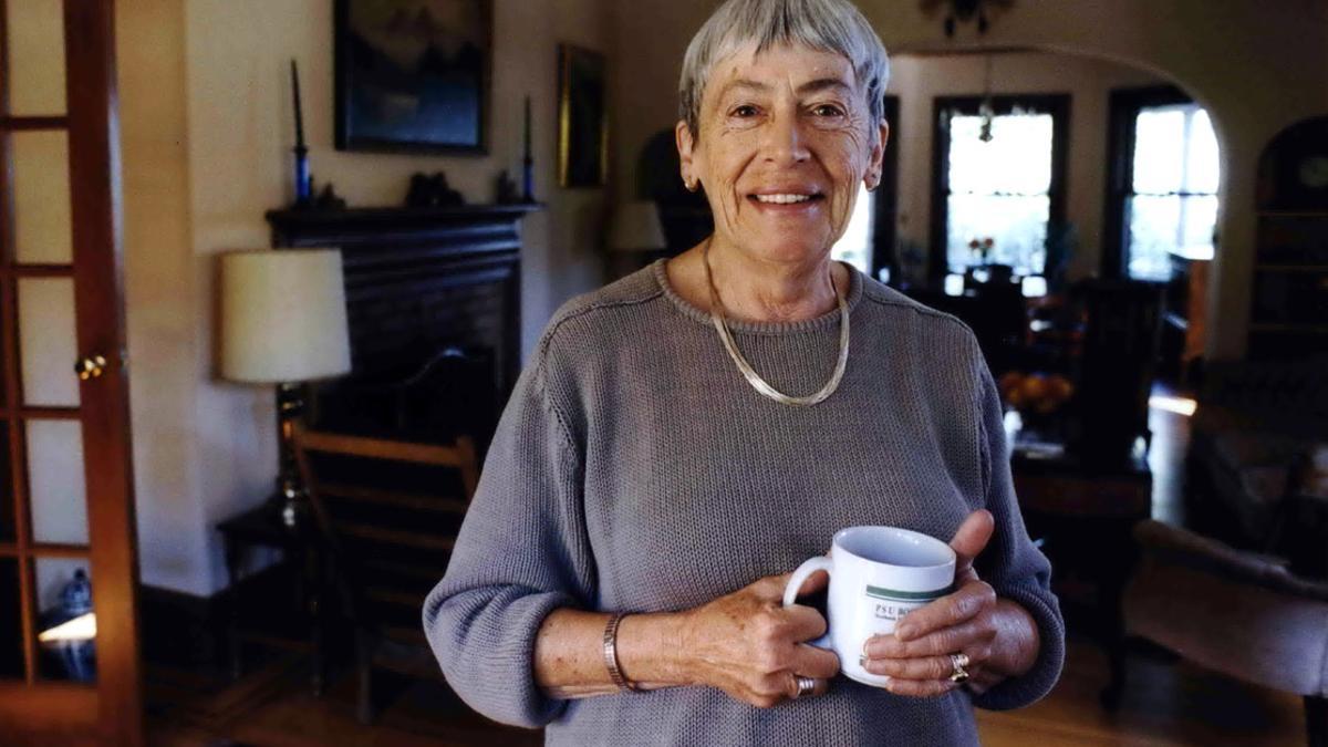 Ursula K. LeGuin, en el 2001.