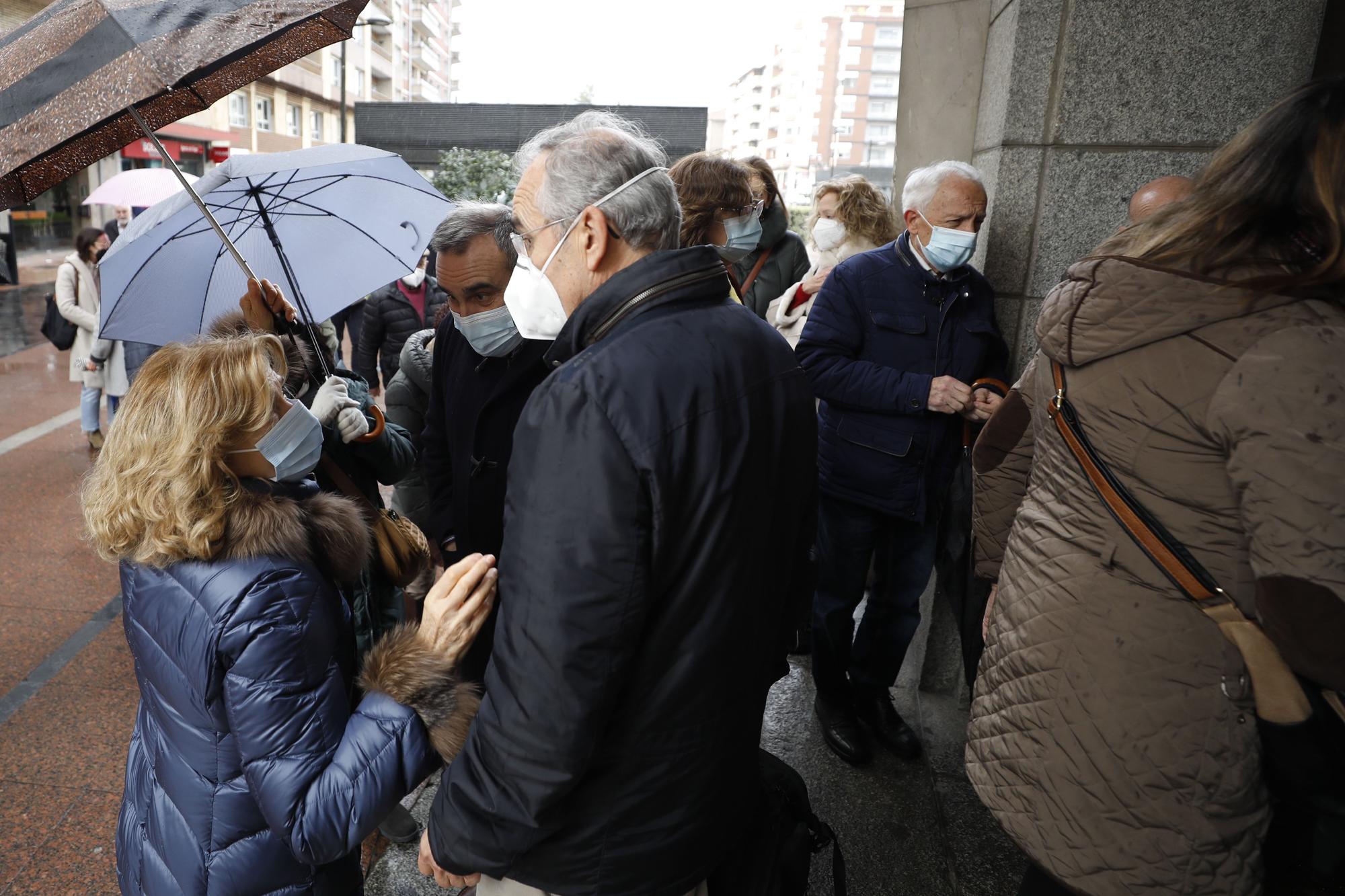 Emotivo adiós en Oviedo a Salvador Tranche, médico en el Cristo y referente nacional de atención primaria