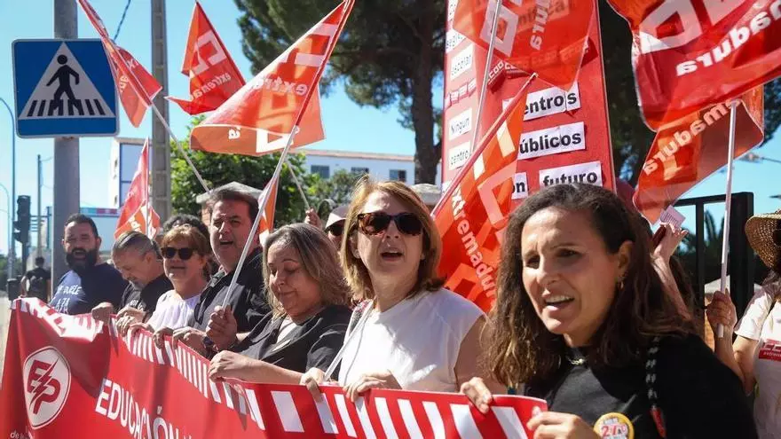 "No queremos perder más alumnos y acabar cerrando": nueva llamada de auxilio del instituto San José
