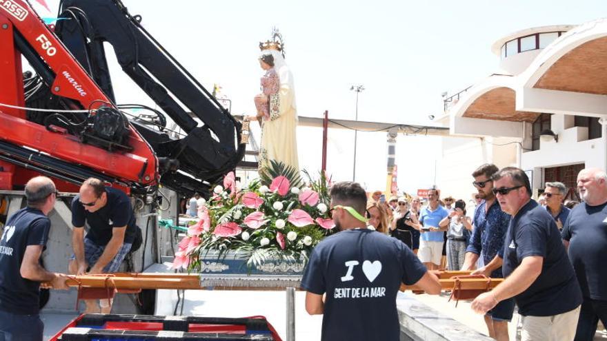 Los marineros de Xàbia honran a su patrona, la Virgen del Carmen