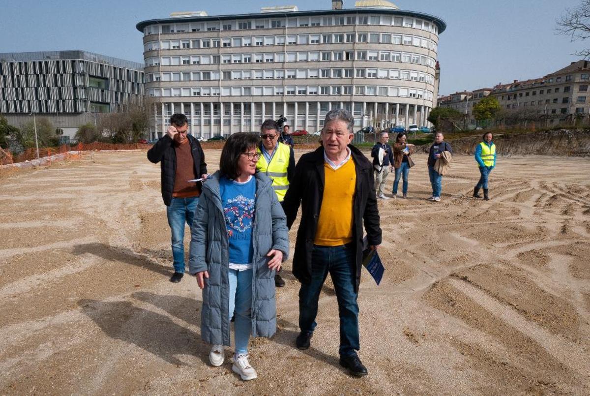 La visita a las obras del parque urbano de A Parda.