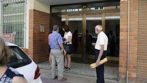 Portal del domicilio de Aranda de Duero en el que ha fallecido una mujer de 49 años.