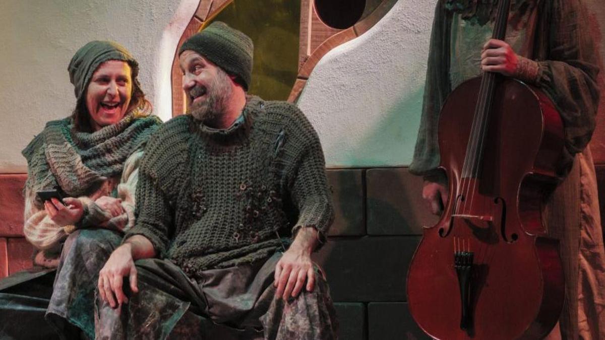 Santiago Cortegoso e Marián Bañobre, actores: «Moitas veces a dureza desta profesión non se ve desde fora»