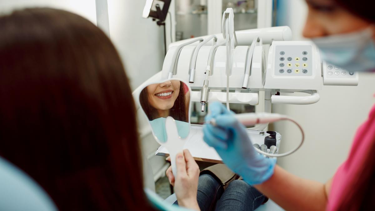 La anestesia bucodental es un procedimiento muy seguro con las soluciones anestésicas modernas. 