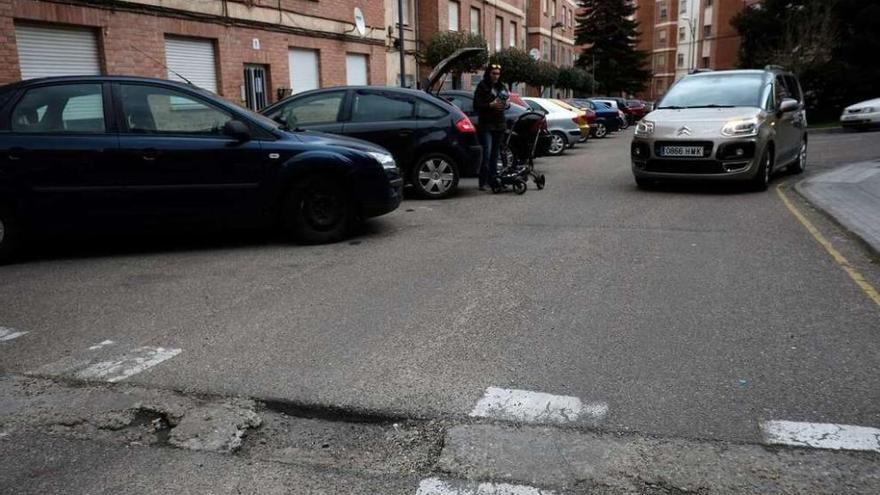 El Ayuntamiento ahorra 350.000 euros en el contrato de &quot;macroasfaltado&quot; de calles