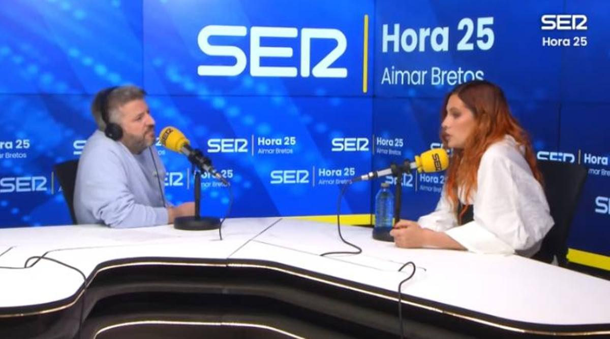 Leire Martinez con Aimar Bretos