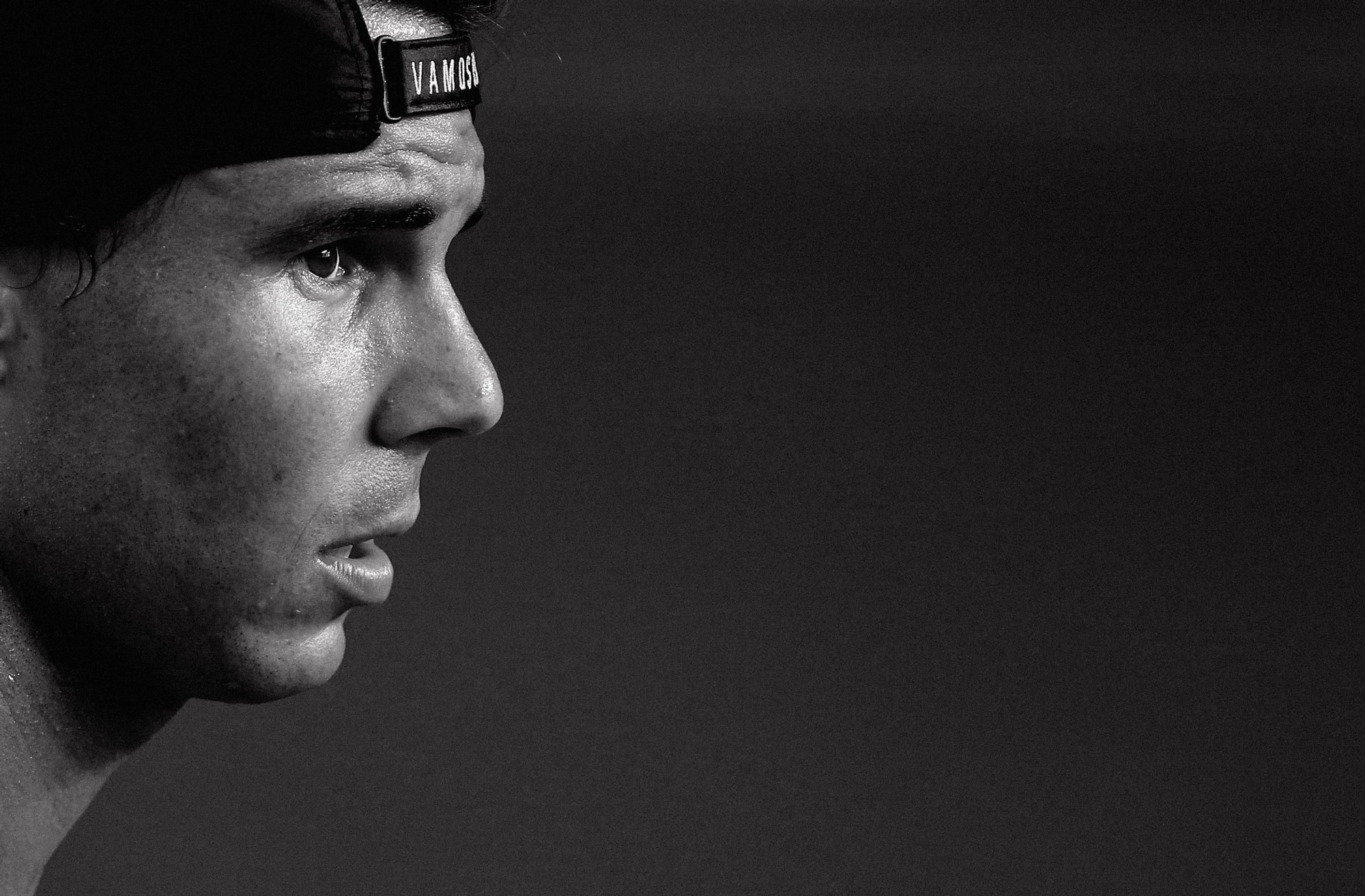 Rafa Nadal se retira del tenis profesional.