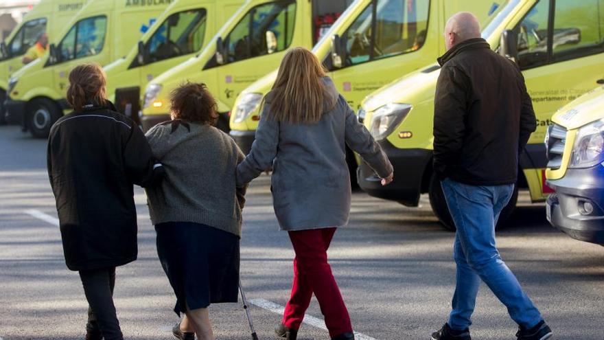 Els veïns denuncien la tardança dels Bombers en l&#039;incendi de Badalona