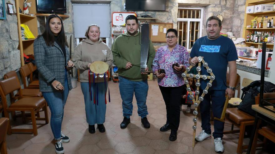 Los clanes de las rondallas: los descendientes de los Alonso «da Cacheira» (Valadares, Vigo)
