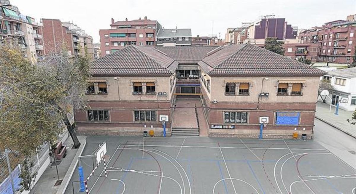 L’Escola Proa, al carrer d’Almeria, 57, al barri de la Bordeta.