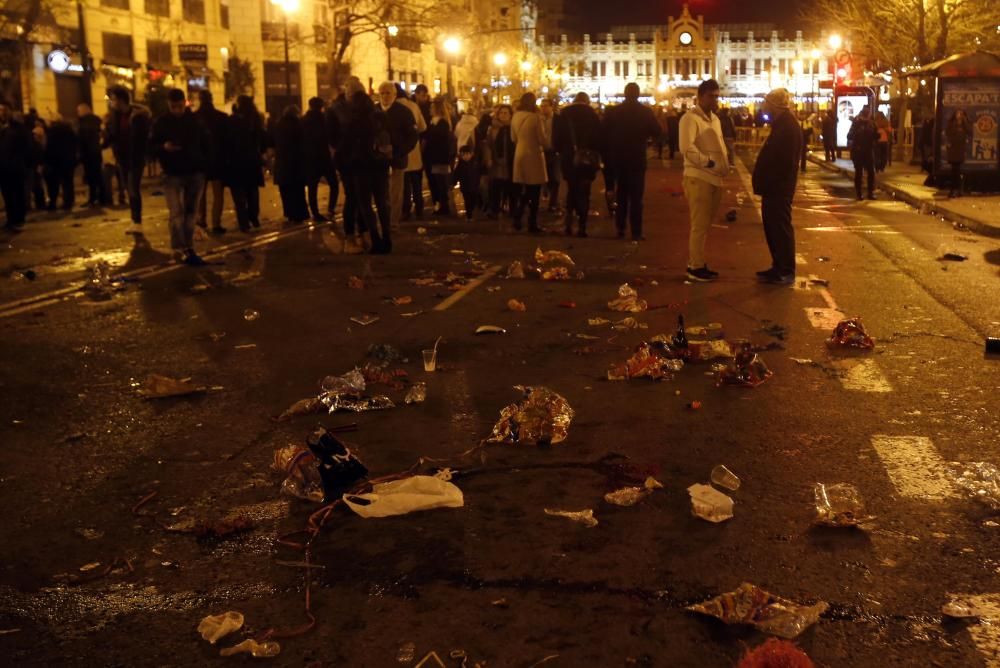 Miles de personas recibieron el año frente al consistorio