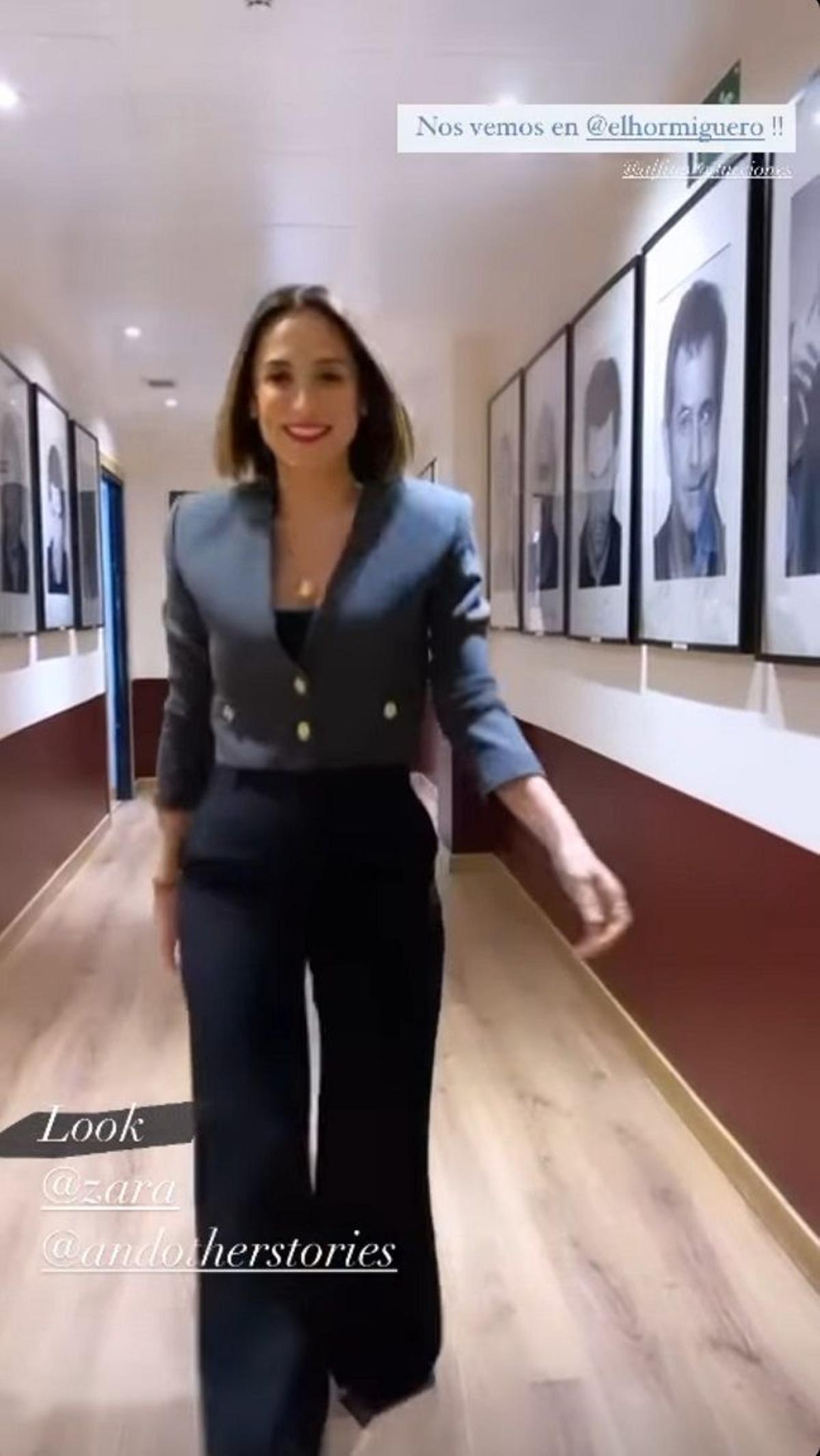 El look de Tamara Falcó en 'El Hormiguero' con blazer 'crop' de Zara y mono de &amp; Other Stories