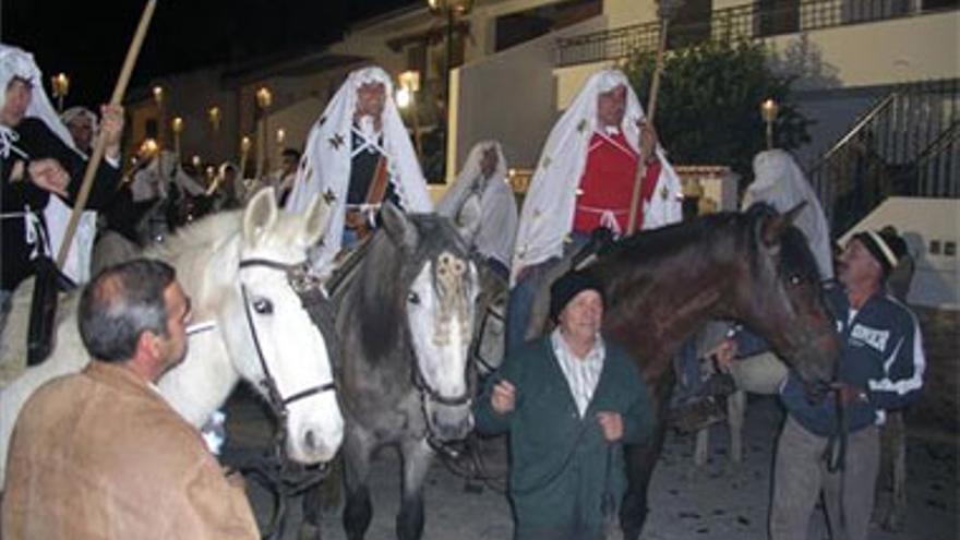 Unos 300 jinetes celebrarán el domingo La Encamisá en Torrejoncillo