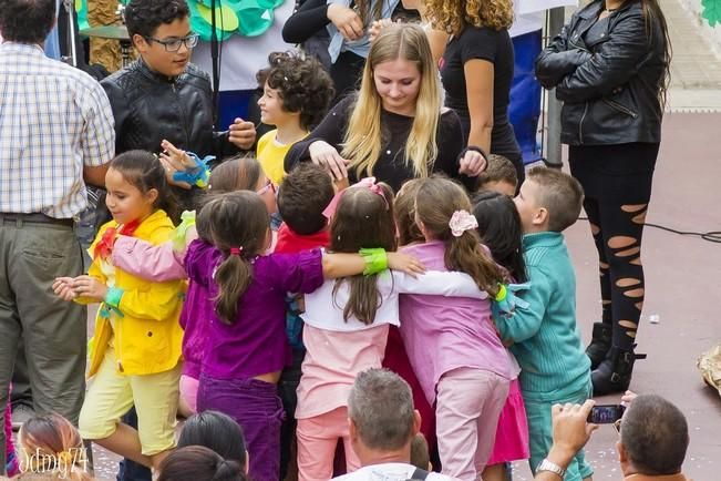 Festival escolar de lenguas extranjeras en La Atalaya de Guía