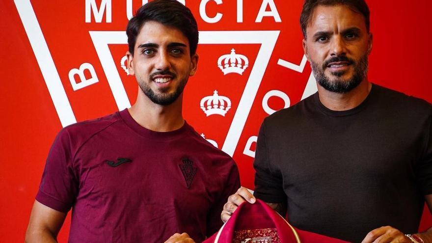 El Real Murcia fortalece su apuesta por la cantera