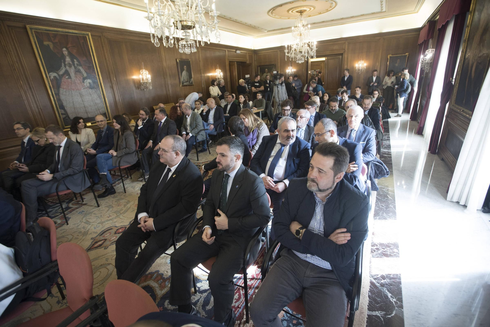 EN IMÁGENES: Así ha sido la visita a Avilés de Óscar Puente, ministro de Transportes y Movilidad Sostenible